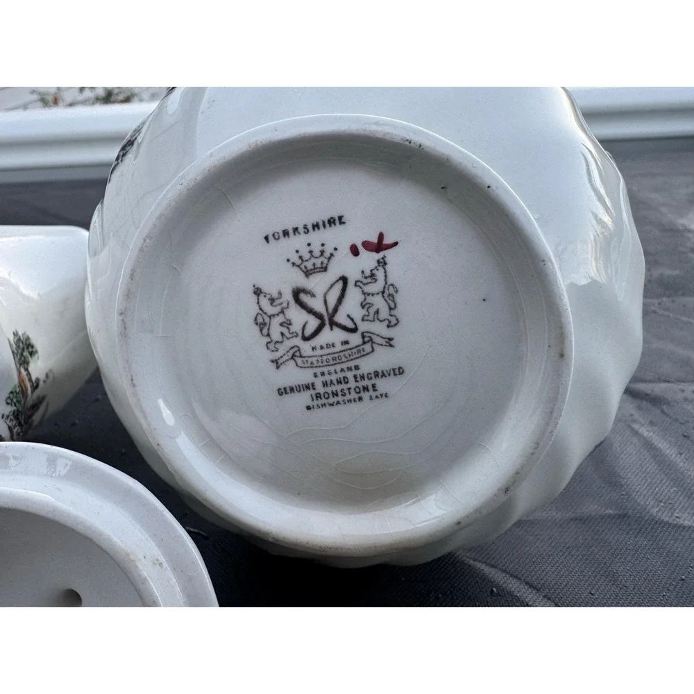 Yorkshire Hand Engraved Ironstone Sugar Bowl / Creamer Staffordshire England VTG